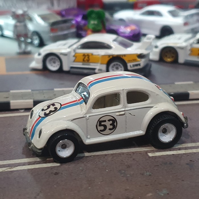 Jual Hot Wheels Volkswagen Beetle Classic Herbie Love Bug Putih 53