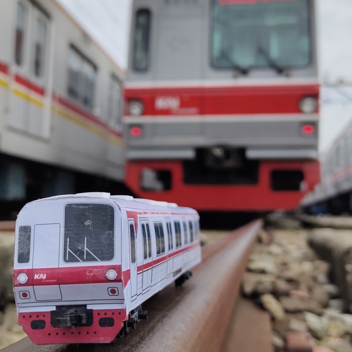 Jual Mainan Kereta Api Commuter Line Krl Abu Abu Metro Shopee Indonesia