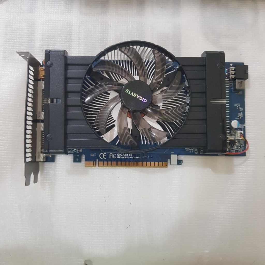 Jual GIGABYTE GeForce GTX 550 TI GTX 550TI 1GB GDDR5 Minus Tak Tampil