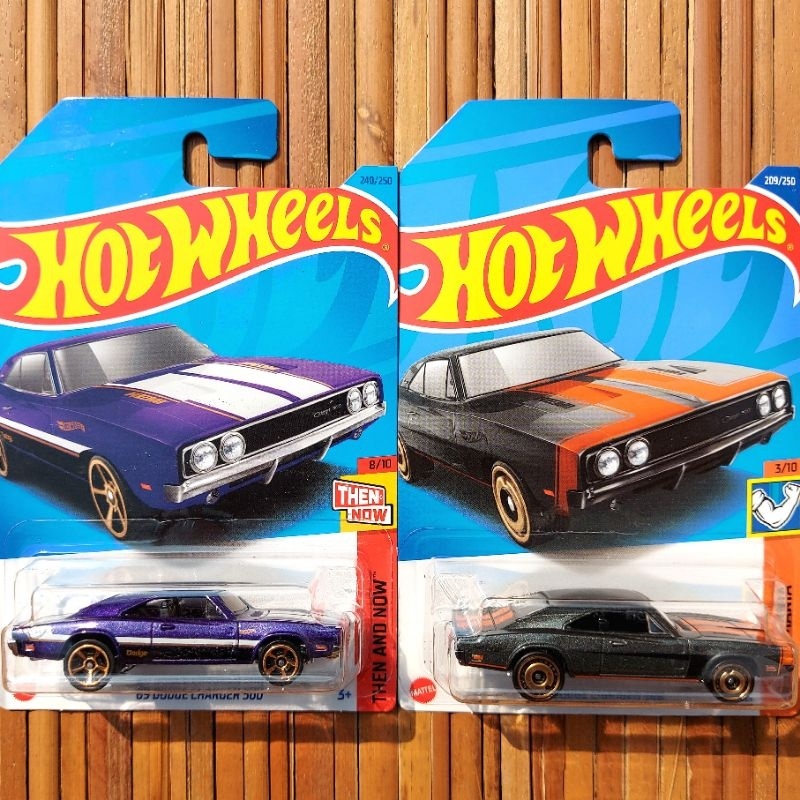 Jual Hotwheels Dodge Charger Silver Ungu Team