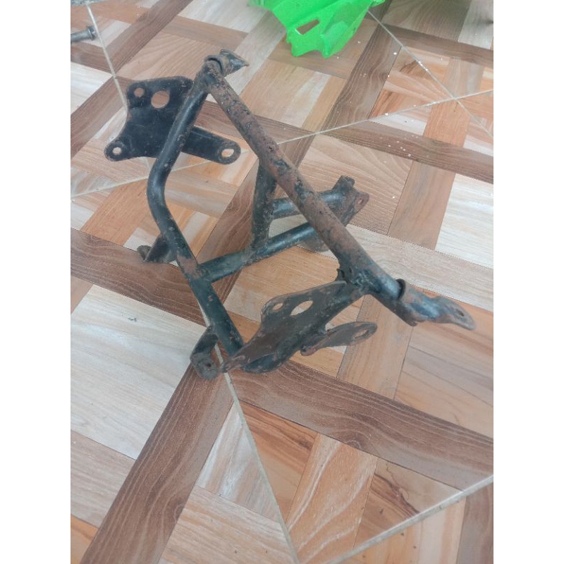 Jual Braket Ori Lampu Depan Fairing Suzuki Rgr Tornado Jumbo Crystal