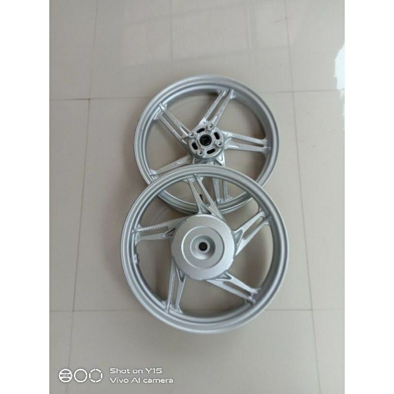 Jual velg honda beat new beat street vario110 spacy scoopy warna silver