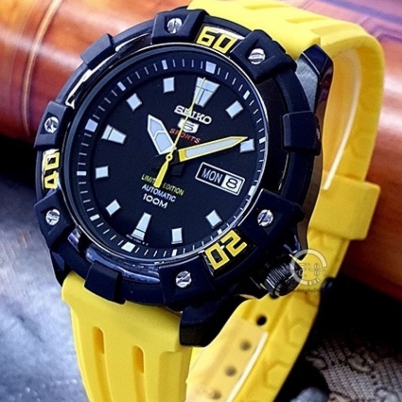 Jam seiko 5 discount sport