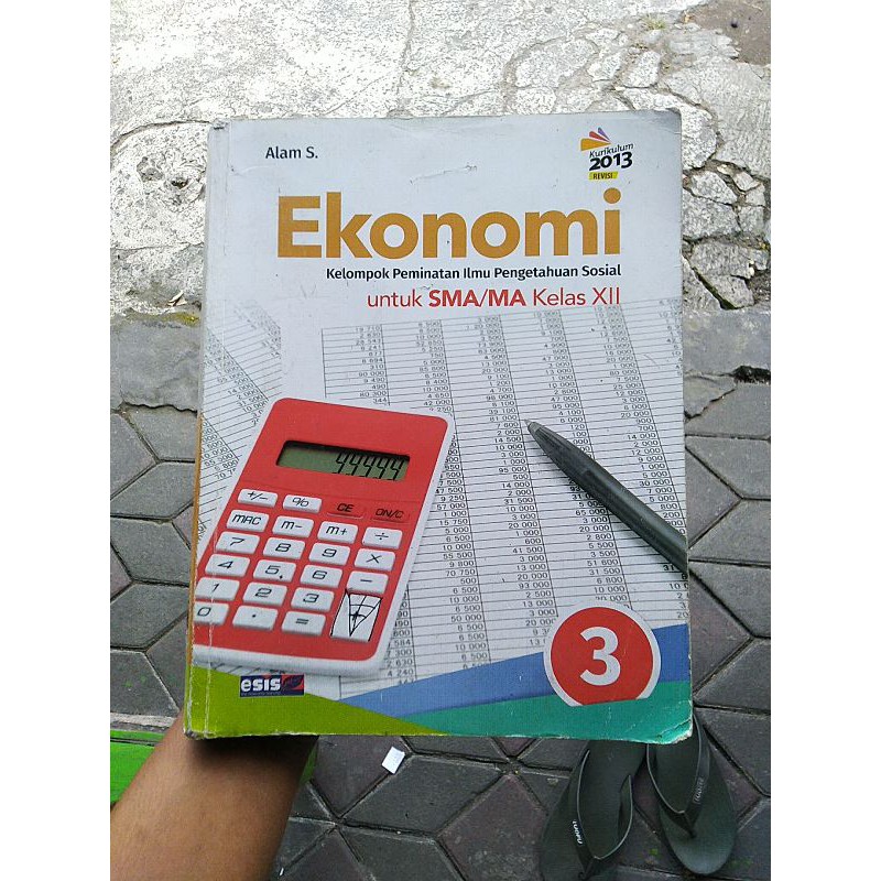 Jual EKONOMI KELAS 12 SMA ESIS (REVISI) | Shopee Indonesia