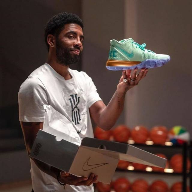 Mr crabs kyrie 5 deals