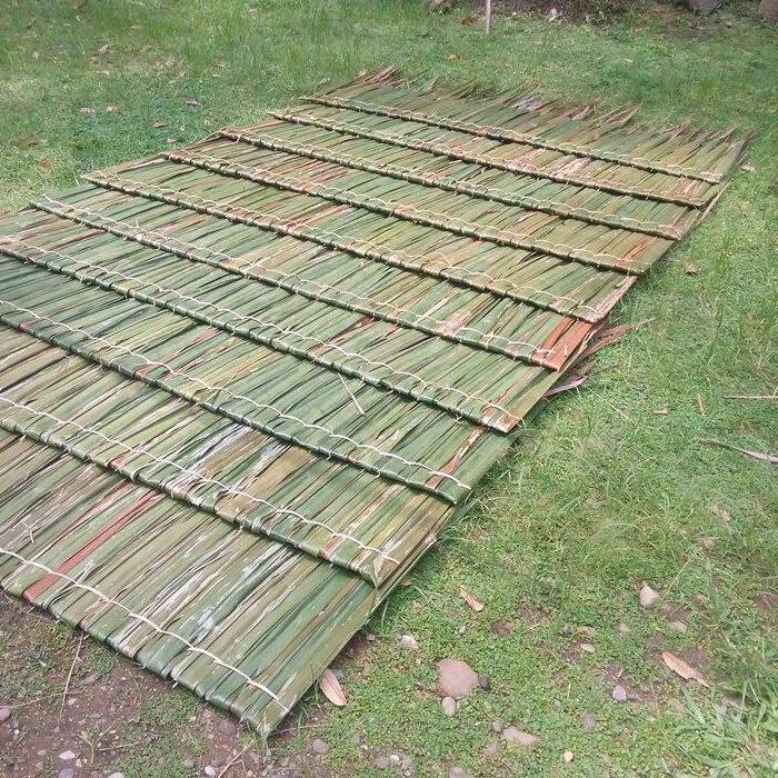 Jual Atap daun rumbia atap dahon atap gazebo natural | Shopee Indonesia