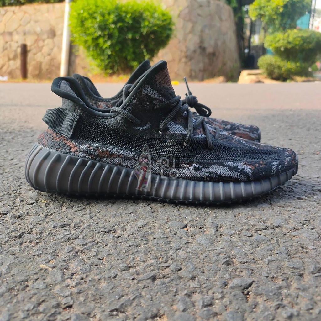 Yeezy 35 deals v2 shopee