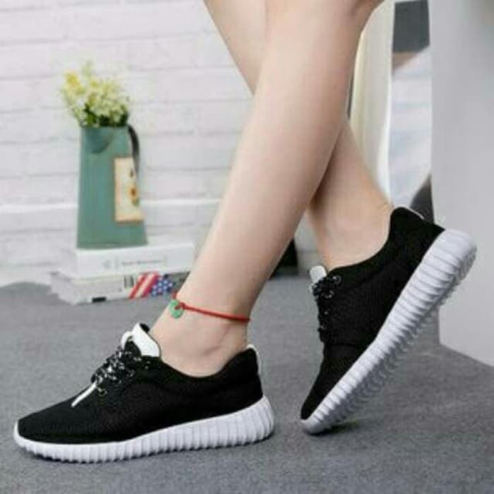 Jual Sepatu Kets Dewasa Yezzy Hitam Garis Putih | Shopee Indonesia
