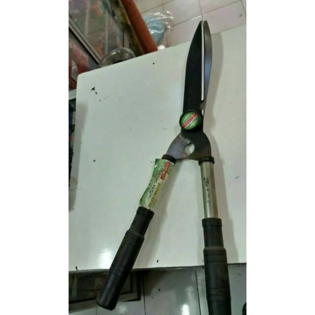 Jual Gunting Rumput atau ranting | Shopee Indonesia