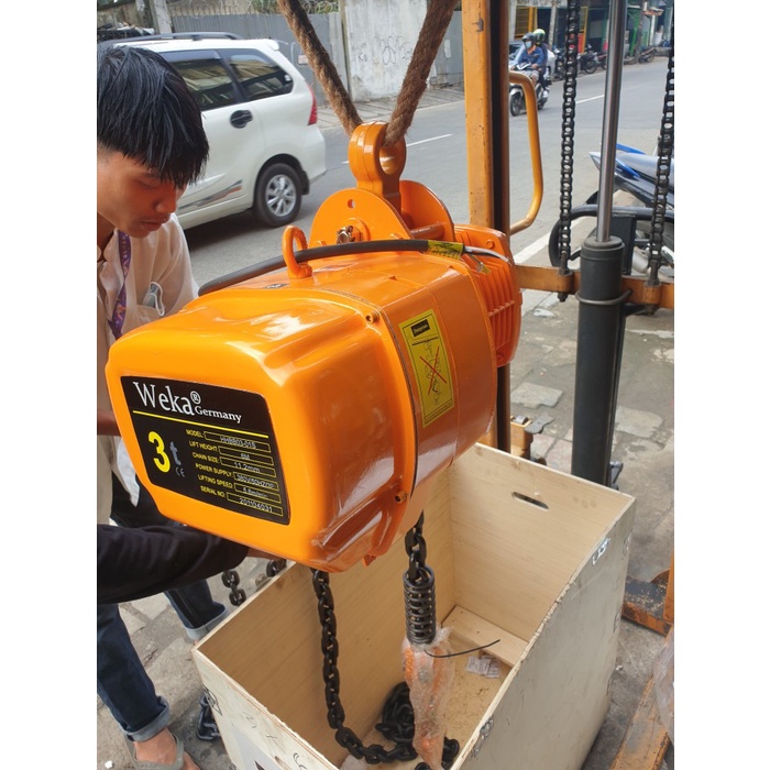 Jual Electric Chain Hoist Kastrol Listrik 1Phase 220v WeKa 2 Ton x 12 ...