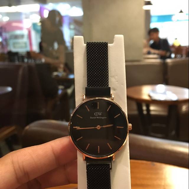 Jam tangan DW tali magnet