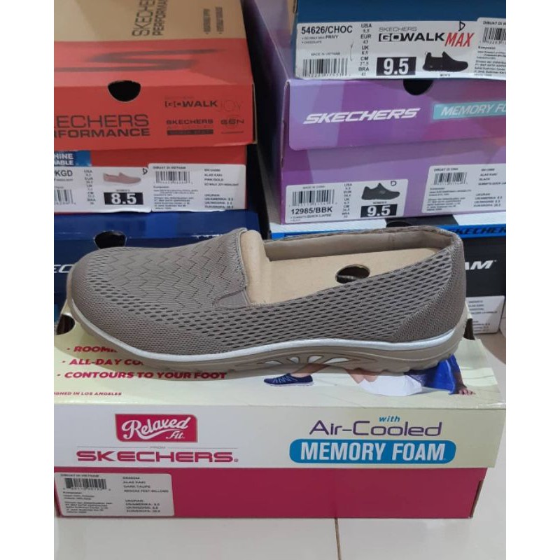 49244 skechers outlet