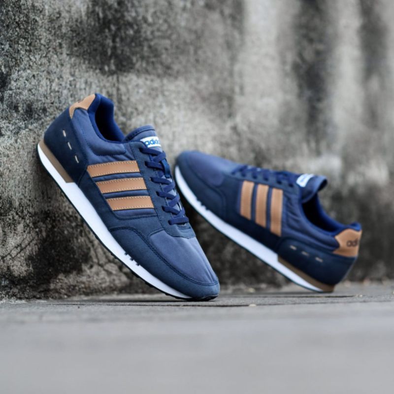 Adidas neo city store racer navy brown