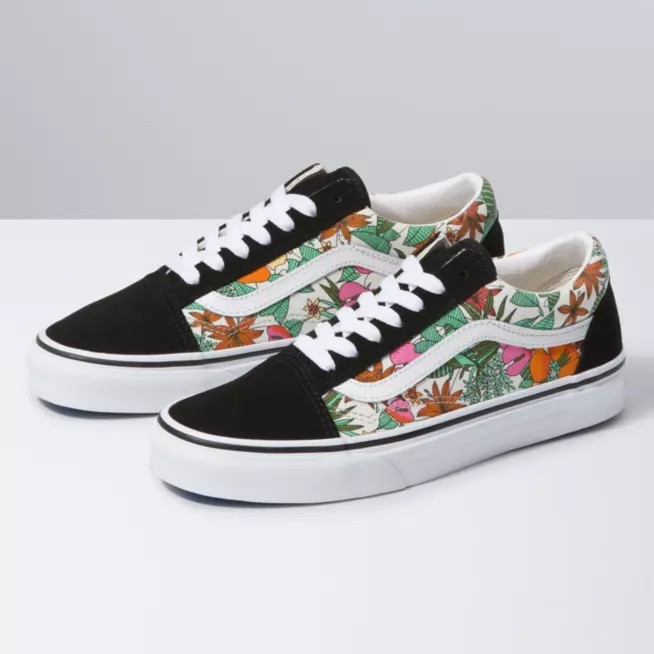 Jual Terbaru! Sepatu Sneakers Wanita Vans Old Skool (Multi Tropic