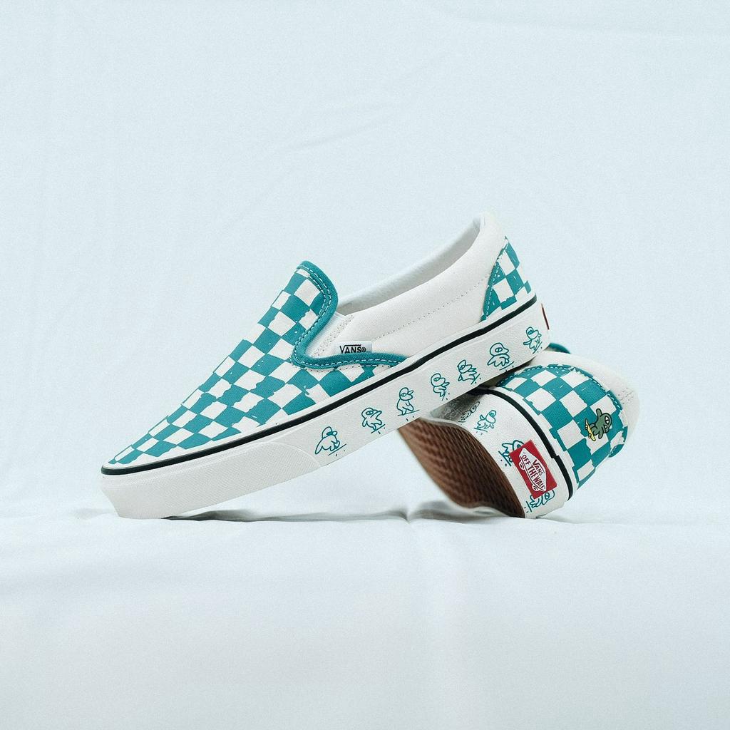 VANS x KAKAO FRIENDS CON SLIP ON★コラボ★チェック柄 VANS x KAKAO FRIENDS CON SLIP ON☆コラボ☆チェック柄 (VANS