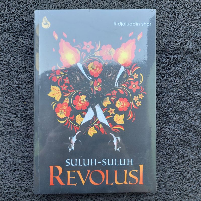 Jual SULUH SULUH REVOLUSI Ridjaluddin Shar INTRANS | Shopee Indonesia