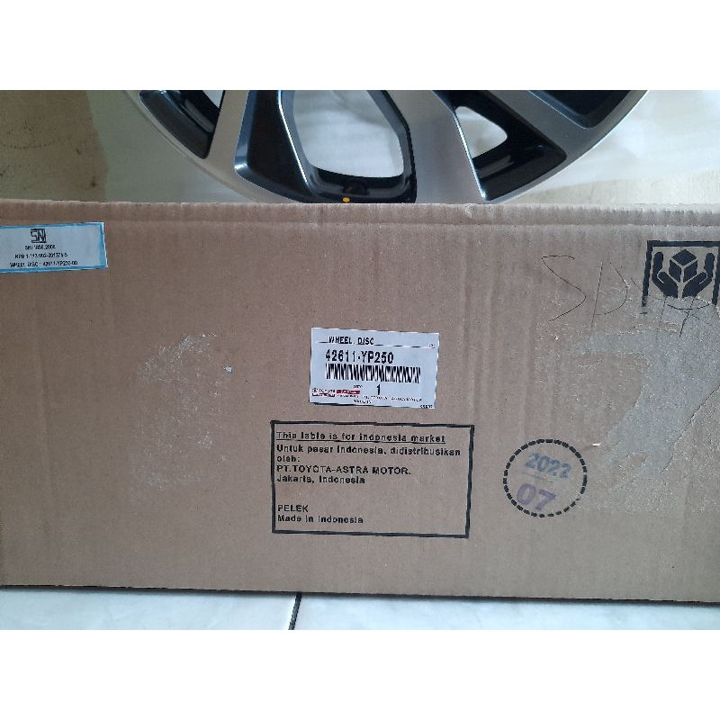 Jual velg toyota innova reborn 2021 2022 facelift ori toyota | Shopee ...