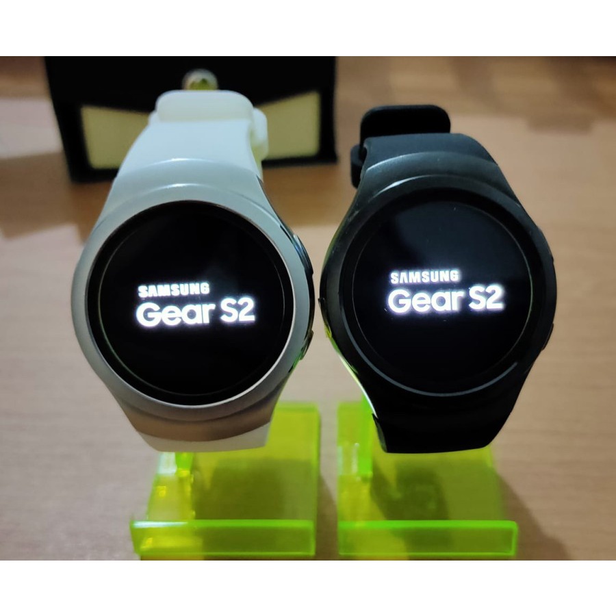Jual SAMSUNG GEAR S2 SMARTWATCH SECOND MULUS SEPERTI BARU Shopee