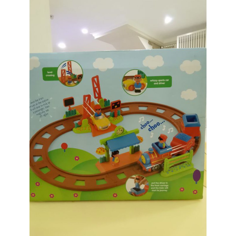 Happyland magic motion train 2024 set