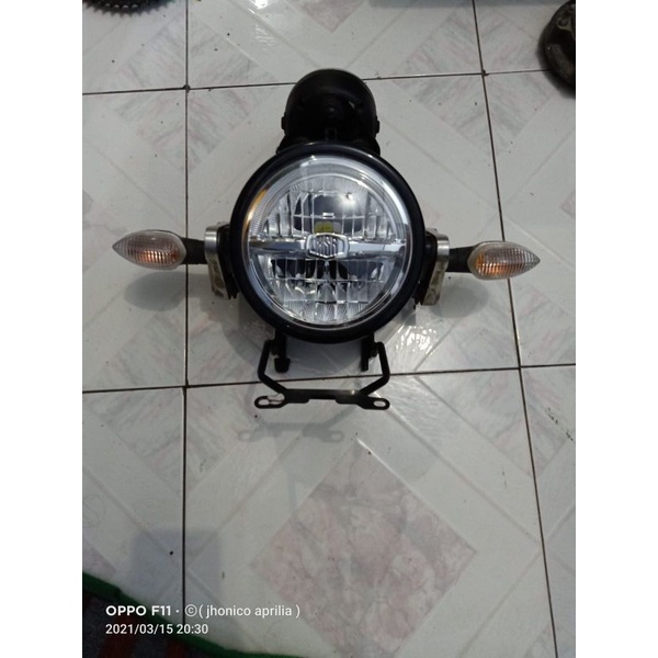 Jual Headlamp Lampu Depan Xsr Yamaha Xsr Ori Shopee Indonesia