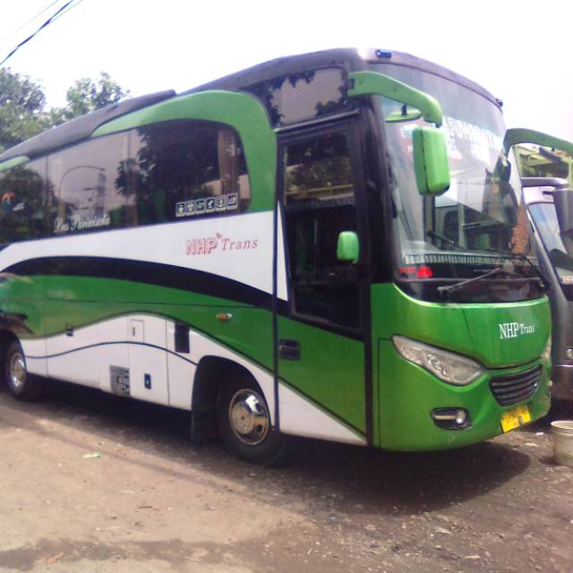 Jual Bus Pariwisata Murah Pekanbaru: Panduan Lengkap Memilih Armada yang Tepat untuk Perjalanan Anda