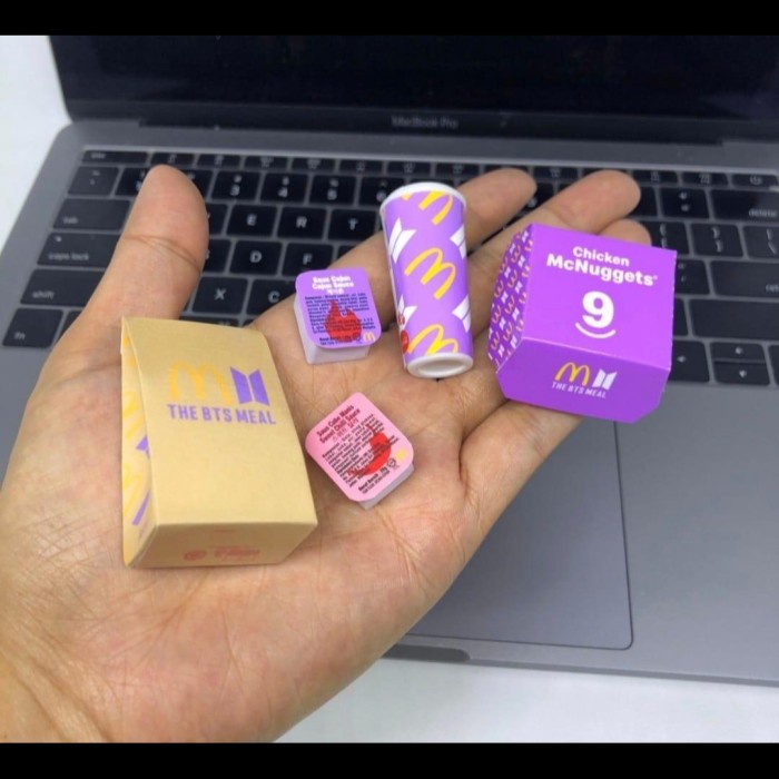 Jual KARIKATUR-MINIATUR- BTS MEAL MINI -MINIATUR-KARIKATUR. | Shopee ...