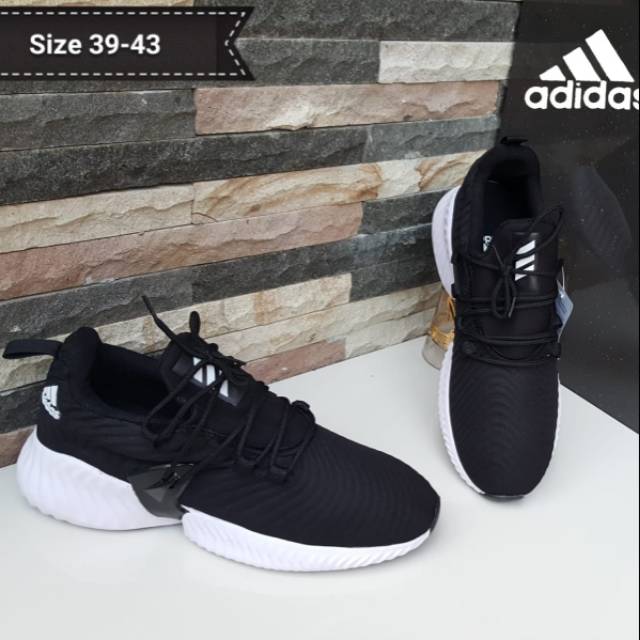 Foto sepatu on sale adidas hitam putih