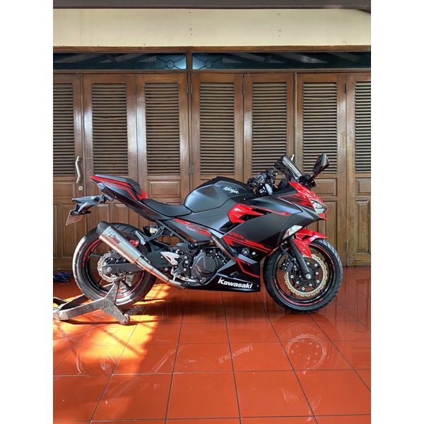 Jual New ninja 250 fi tahun 2018 abs merah | Shopee Indonesia