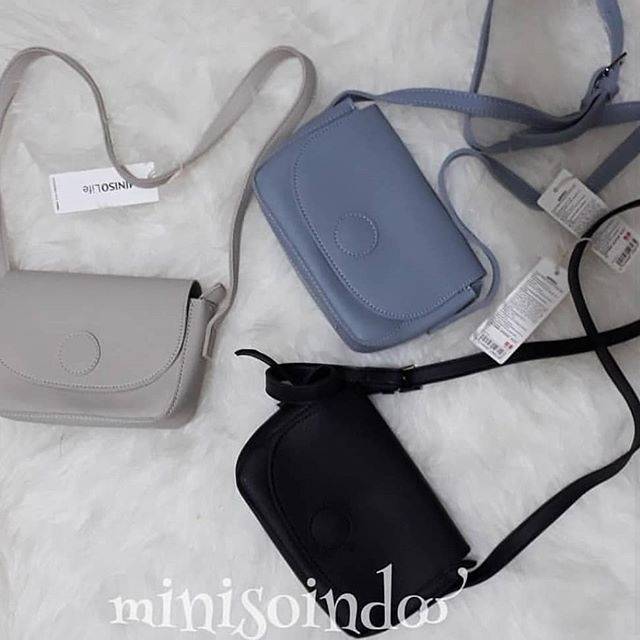 Harga tas cheap miniso sling bag