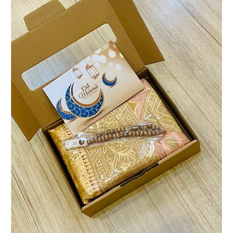 Paket Sajadah  ARMINA benang emas dengan Tasbih Souvenir Kado