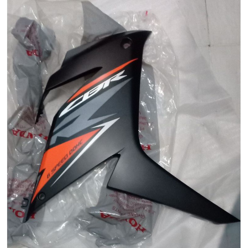 Jual Cover Sayap Fairing Tebeng Samping Kanan New Cbr 150 K45N 2019