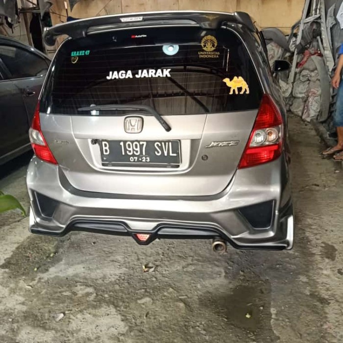 Jual bodykit Honda jazz 20042008 gk5 style BODIKIT HONDA JAZZ BODY KIT