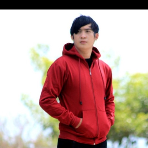 Jual READY sweater hoodie polos pria wanita zipper warna maroon ukuran M L XL XXL merah maroon M TERMURAH Shopee Indonesia