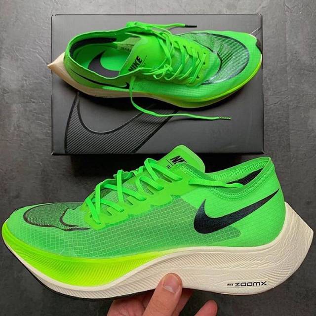 Sepatu hot sale nike running