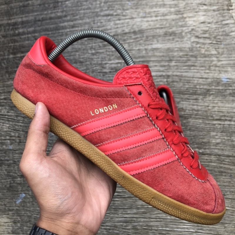 Harga sepatu adidas london original best sale