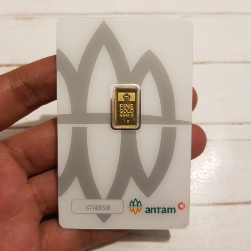 Jual Lm Logam Mulia Emas Antam Gr Gram Certieye Redmark Certicard Shopee