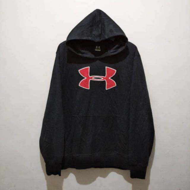 Harga hoodie best sale under armour original