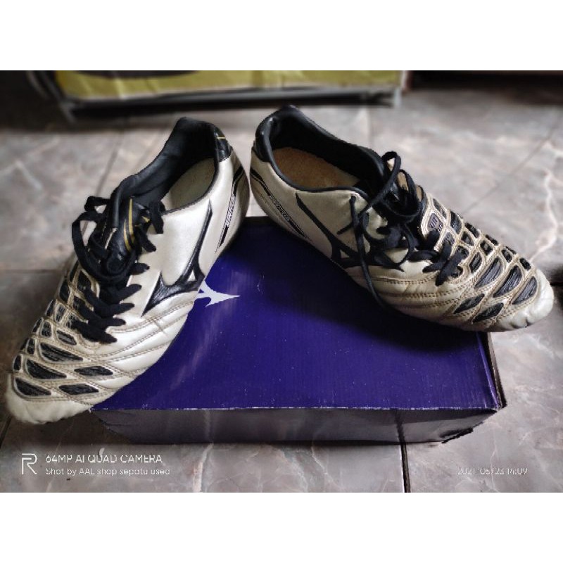 Jual sepatu futsal mizuno hotsell ignitus original