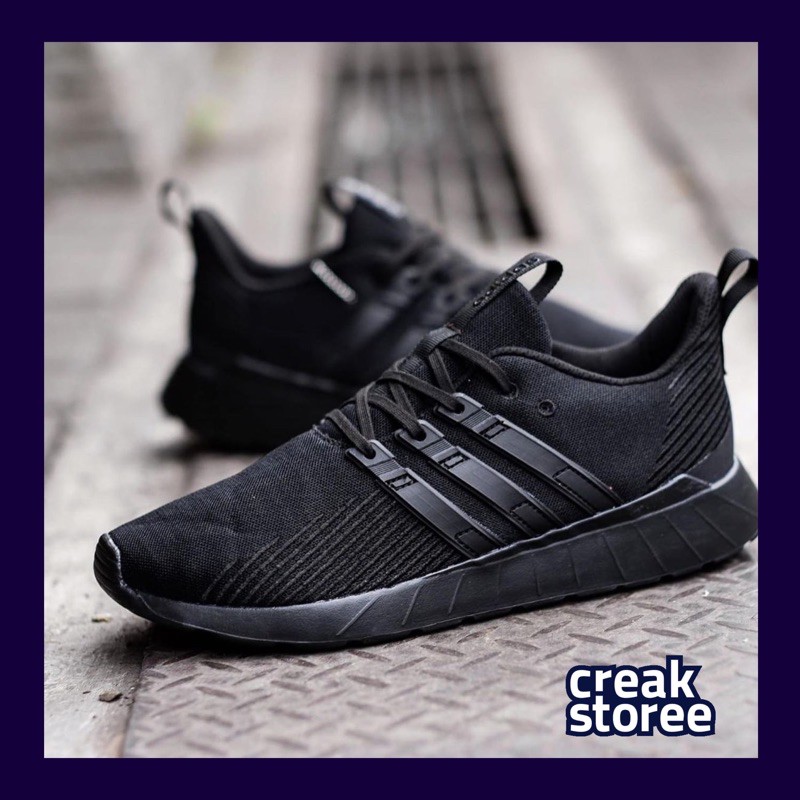 Adidas questar flow full black on sale