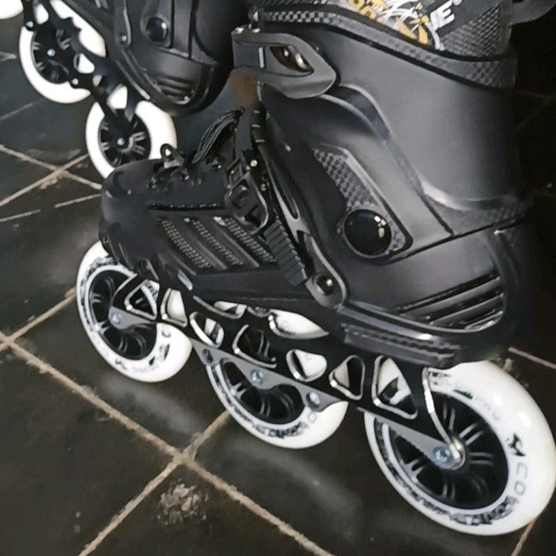 Jual Sepatu roda second / Sepatu Roda Colour Blade Urban Inline Skate ...
