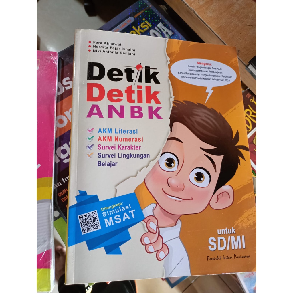 Jual Detik Detik ANBK SD/MI AKM Literasi - Numerasi 2022 Intan Pariwara ...