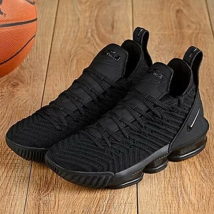 Sepatu clearance lebron 16