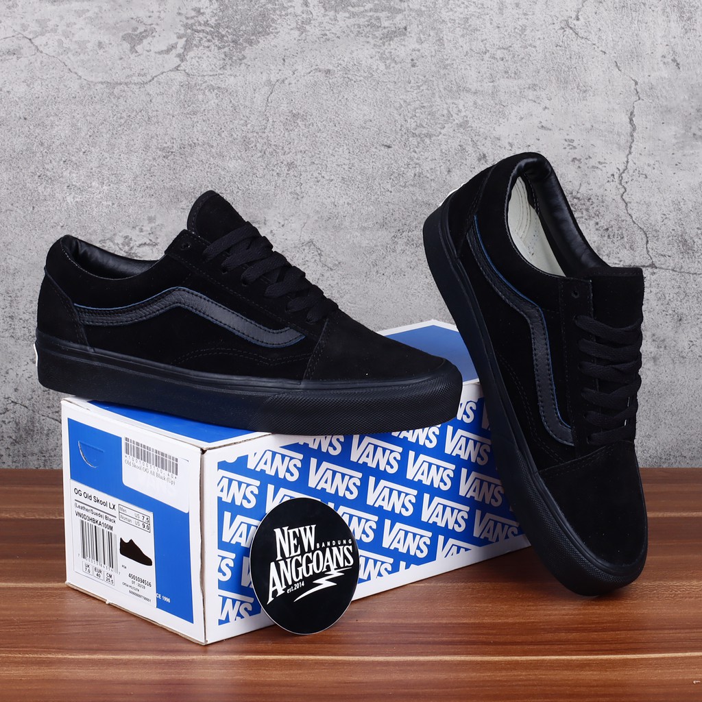 Vans old 2025 school hitam polos