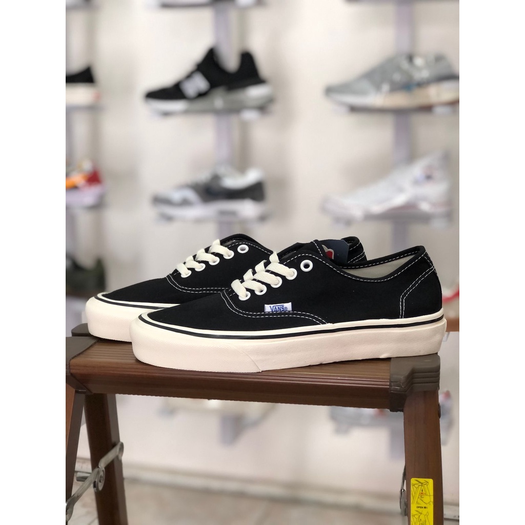 Jual Vans Authentic 44 DX Anaheim Factory Black and White Shopee Indonesia