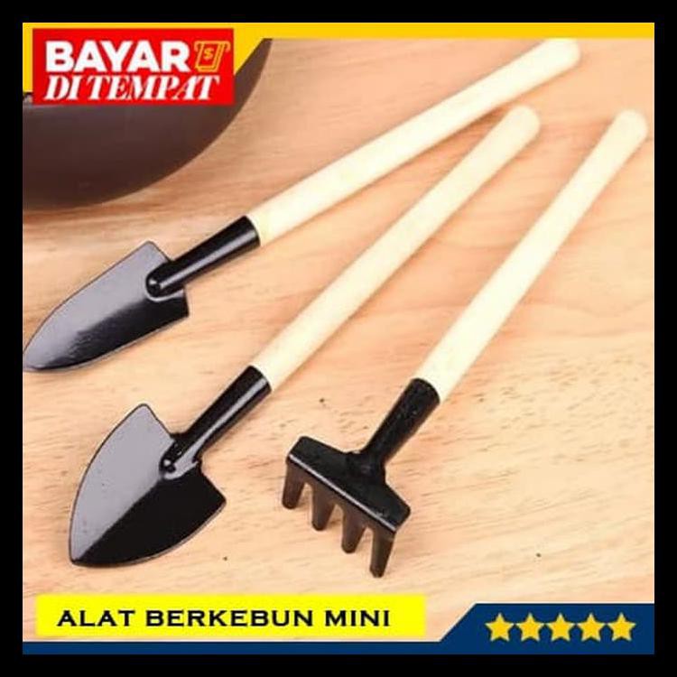 Jual Peralatan Alat Berkebun Sekop Garu Mini 3 In 1 Gardening Toolswn69 Shopee Indonesia 7890