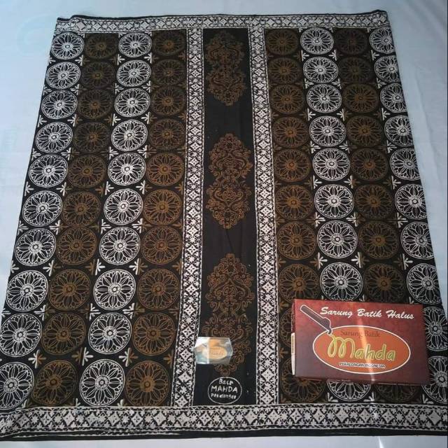 Jual Sarung dewasa/batik mahda pekalongan/cap/roda roda putih coklat ...