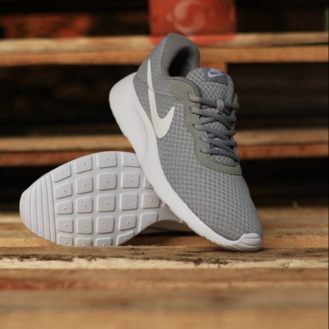 Perbedaan nike tanjun ori dan kw hotsell