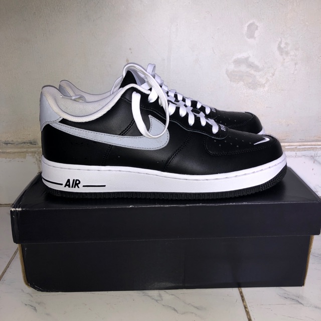 Sepatu Nike Air Force 1 BW US 10