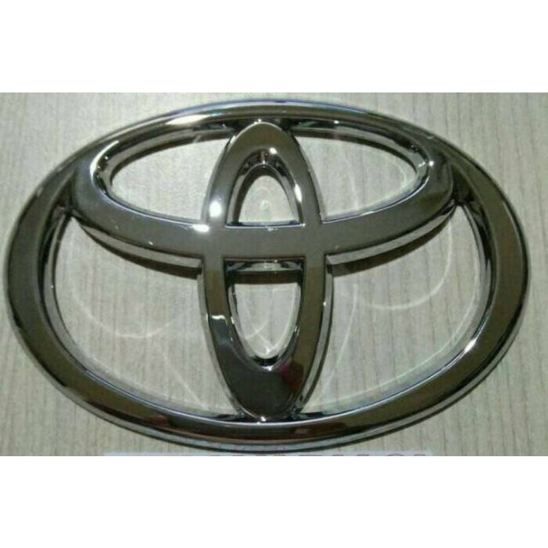 Jual Emblem Logo Toyota Innova Lama Thn Bagian Grill Depan