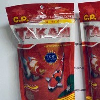 Jual TAKARI RED / GREEN FLOATING TYPE 100GR 100 GRAM PAKAN PELET ...